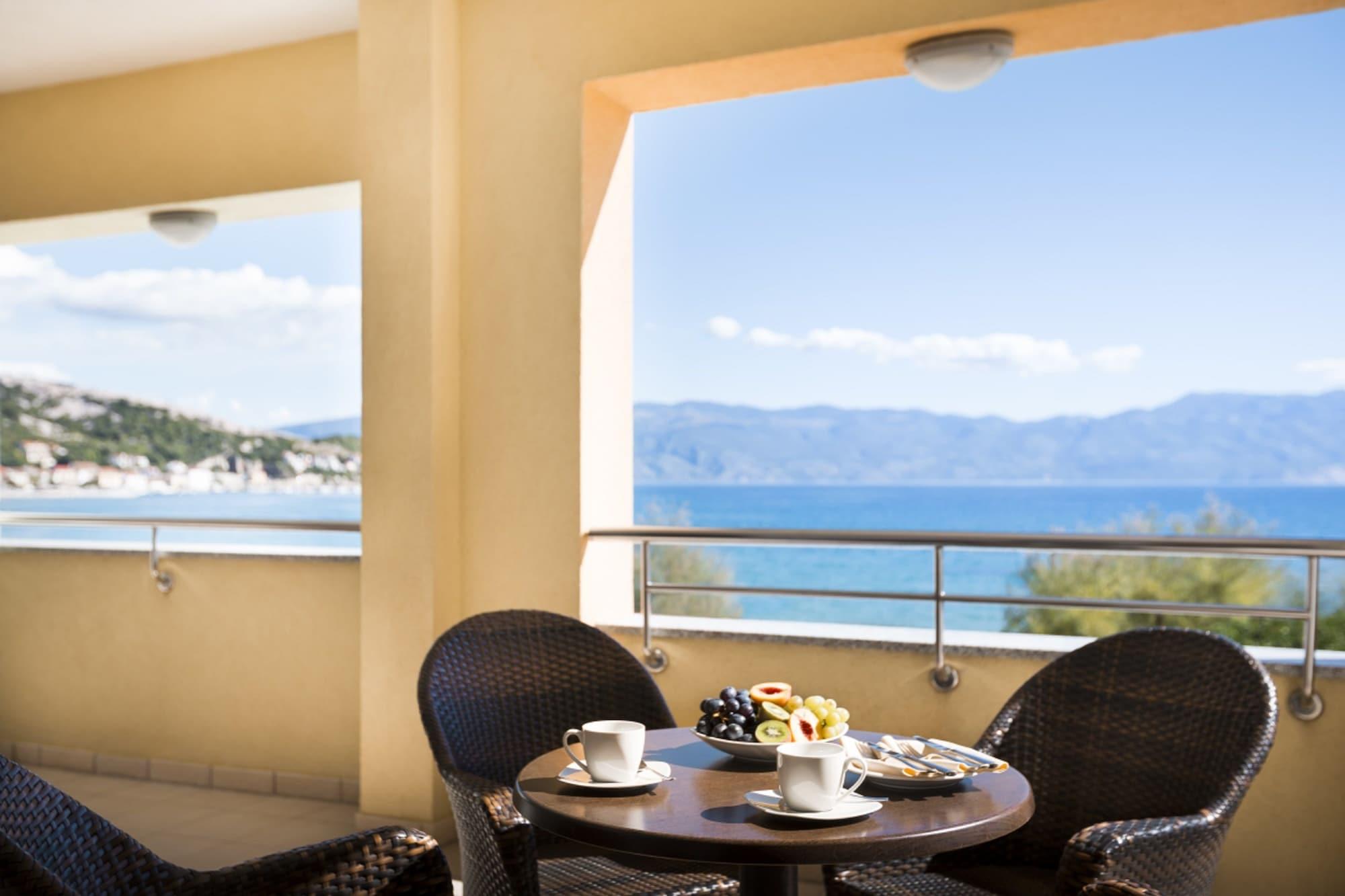 Valamar Atrium Residence Baska  Exterior photo
