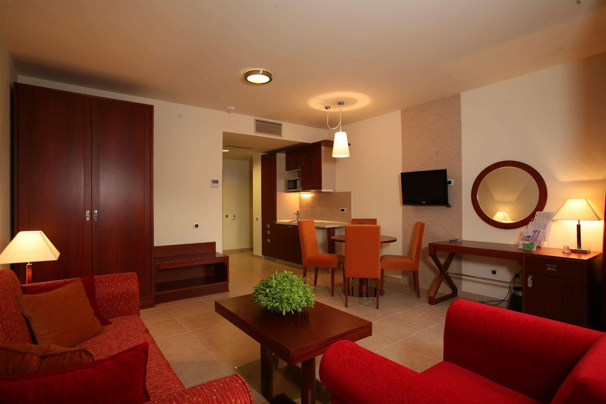 Valamar Atrium Residence Baska  Exterior photo